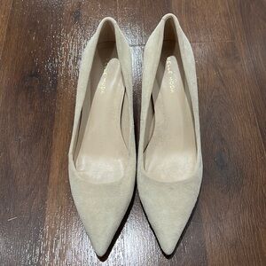 Pelle Moda short heels